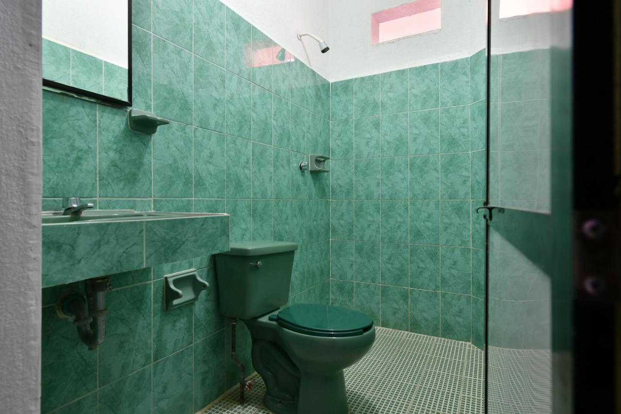 Hotel Costamar, Puerto Escondido 埃斯孔迪多港 外观 照片