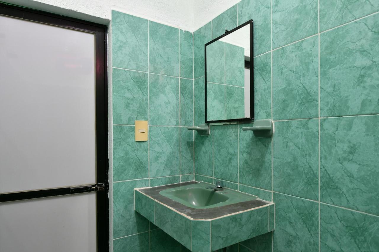 Hotel Costamar, Puerto Escondido 埃斯孔迪多港 外观 照片