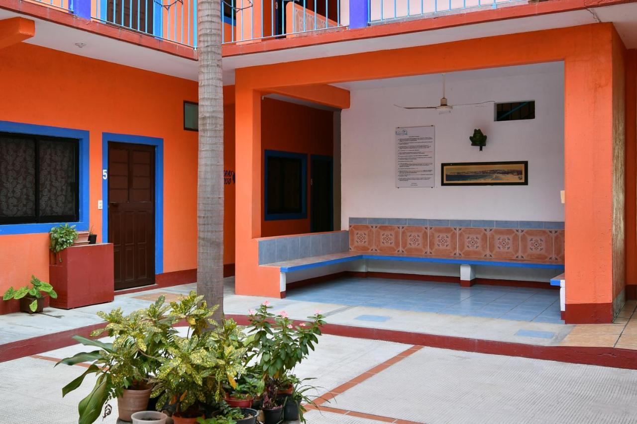 Hotel Costamar, Puerto Escondido 埃斯孔迪多港 外观 照片