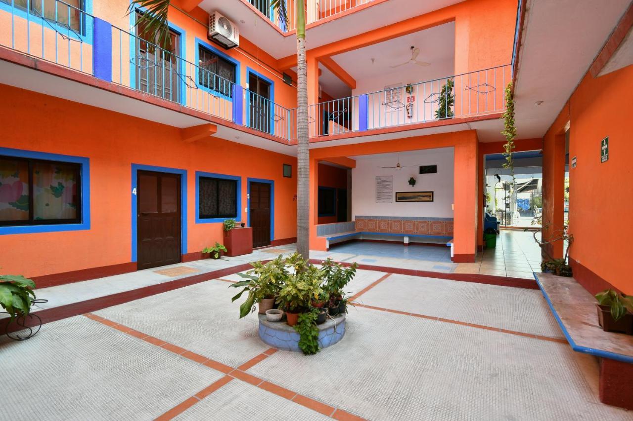 Hotel Costamar, Puerto Escondido 埃斯孔迪多港 外观 照片